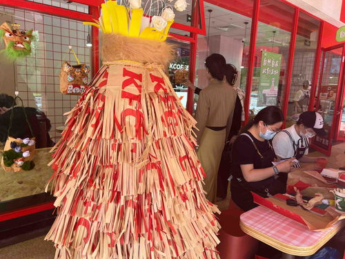 当艺术与环保相遇——肯德基昆明湖餐厅的“变废为宝”主题展